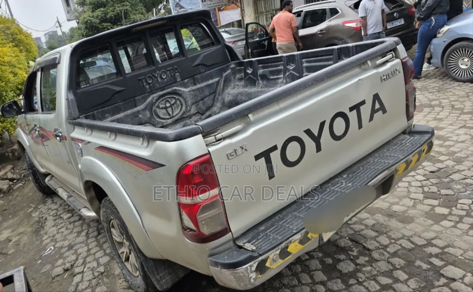 Toyota Hilux 2.5 D-4D SRX 2012 Silver