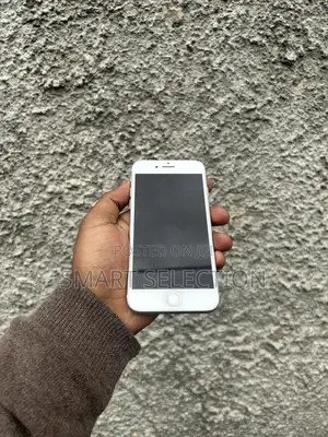 Apple iPhone 8 64 GB White