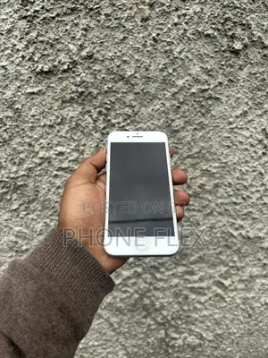 Apple iPhone 8 64 GB White