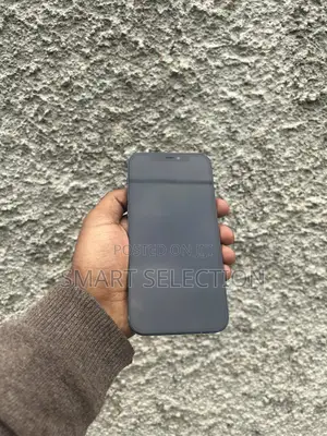 Apple iPhone 12 64 GB Black