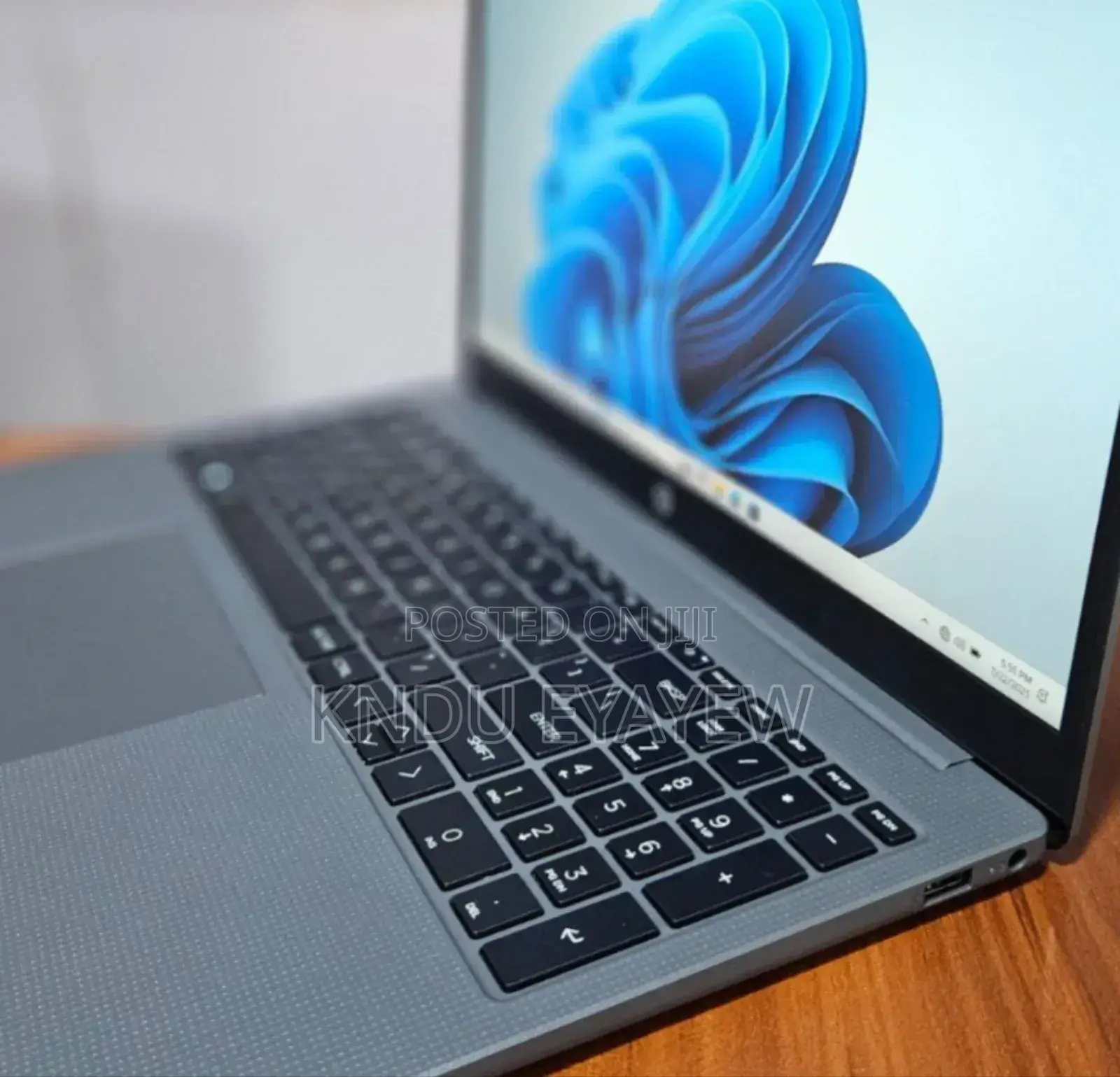 New Laptop HP 16GB Intel Core I5 SSD 512GB