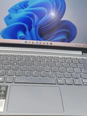 New Laptop Lenovo Yoga 7i 16GB AMD Ryzen 7 SSD 1T