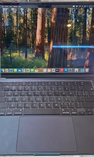 Photo - New Laptop Apple MacBook Air 2022 M2 8GB Apple M2 SSD 256GB