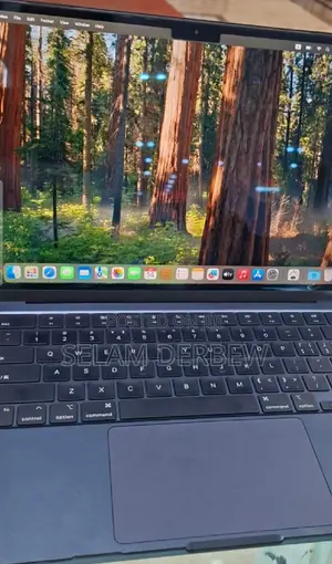 New Laptop Apple MacBook Air 2022 M2 8GB Apple M2 SSD 256GB