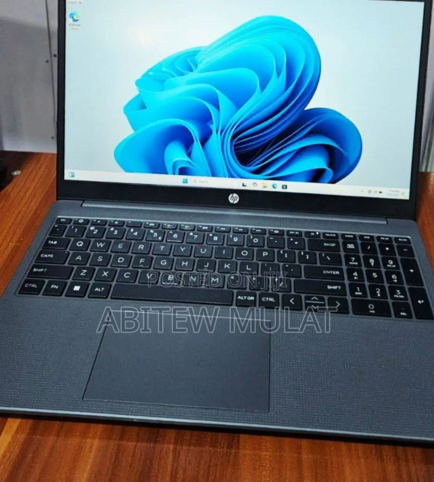 New Laptop HP 250 G10 16GB Intel Core I5 SSD 512GB