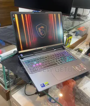 New Laptop MSI Vector 16 HX AI A2XWIG 16GB Intel Core Ultra 7 SSD 1T