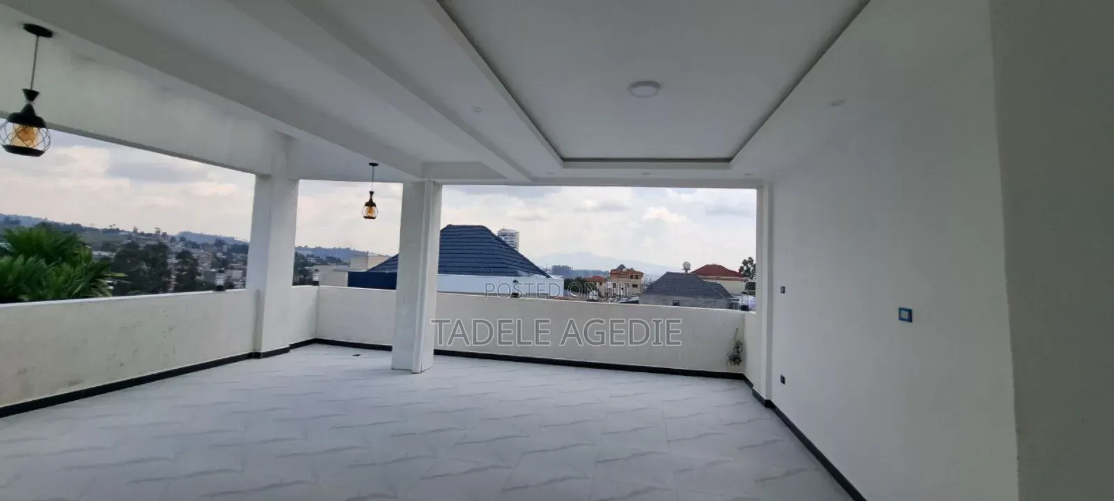 6bdrm House in Yeka for sale