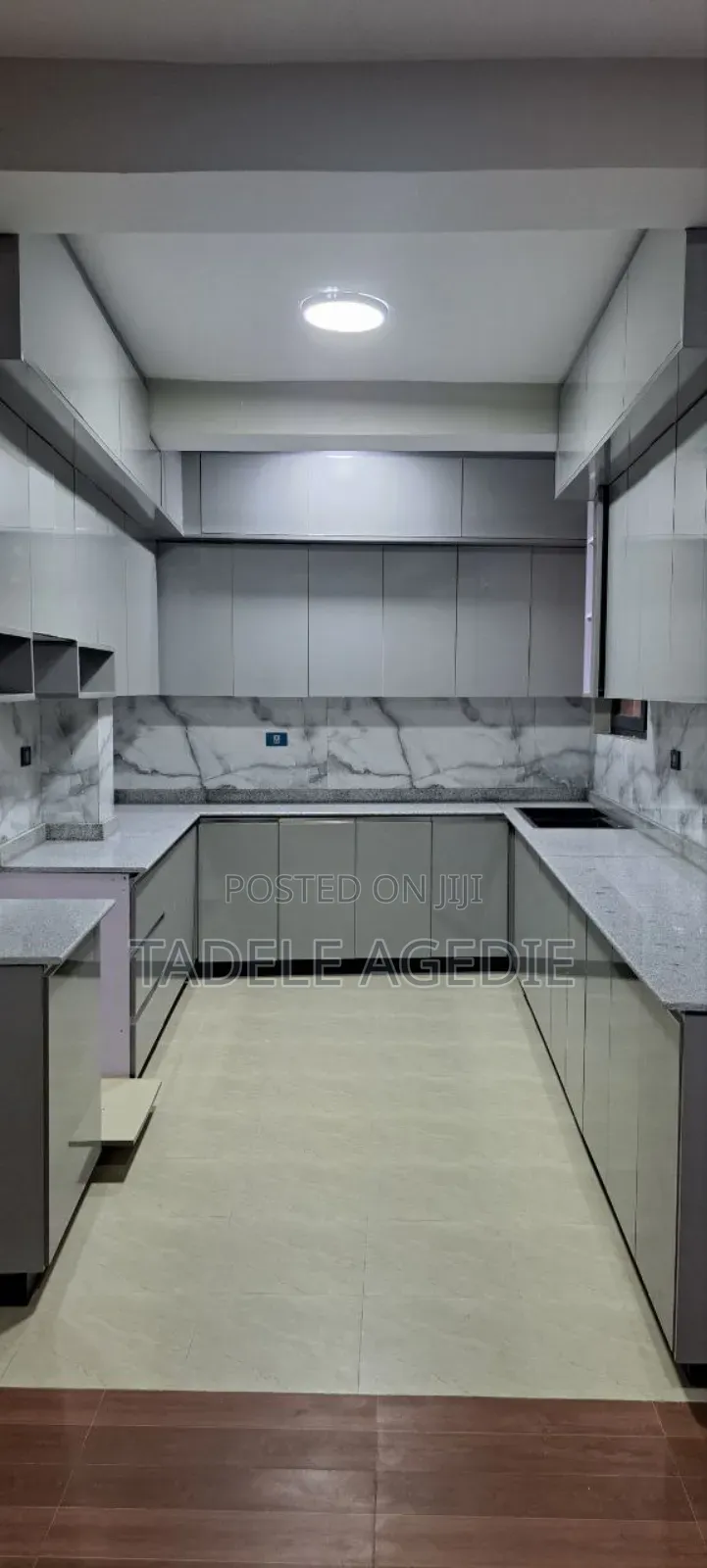 6bdrm House in Yeka for sale