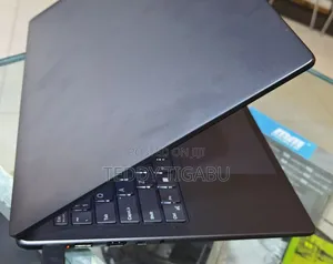 Photo - New Laptop Lenovo Yoga 9i 32GB Intel Core I9 SSD 1T