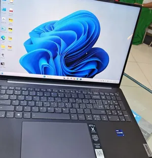 New Laptop Lenovo Yoga 9i 32GB Intel Core I9 SSD 1T