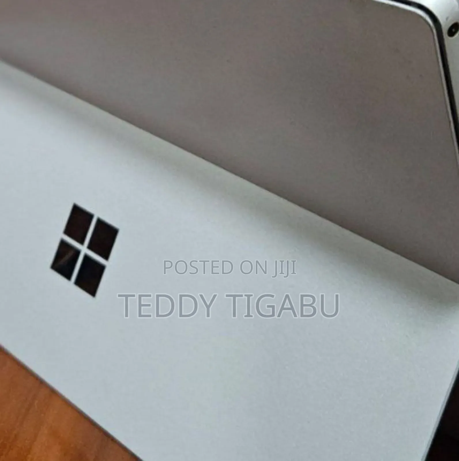 New Laptop Microsoft Surface Pro 7 8GB Intel Core I5 SSD 128GB