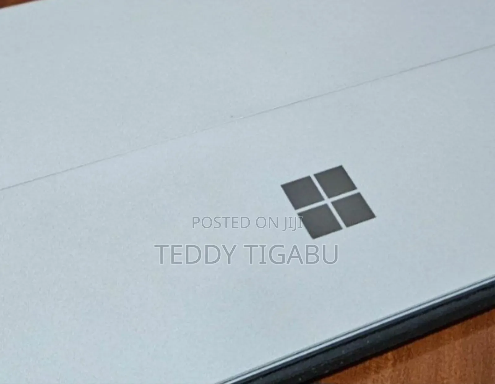 New Laptop Microsoft Surface Pro 7 8GB Intel Core I5 SSD 128GB