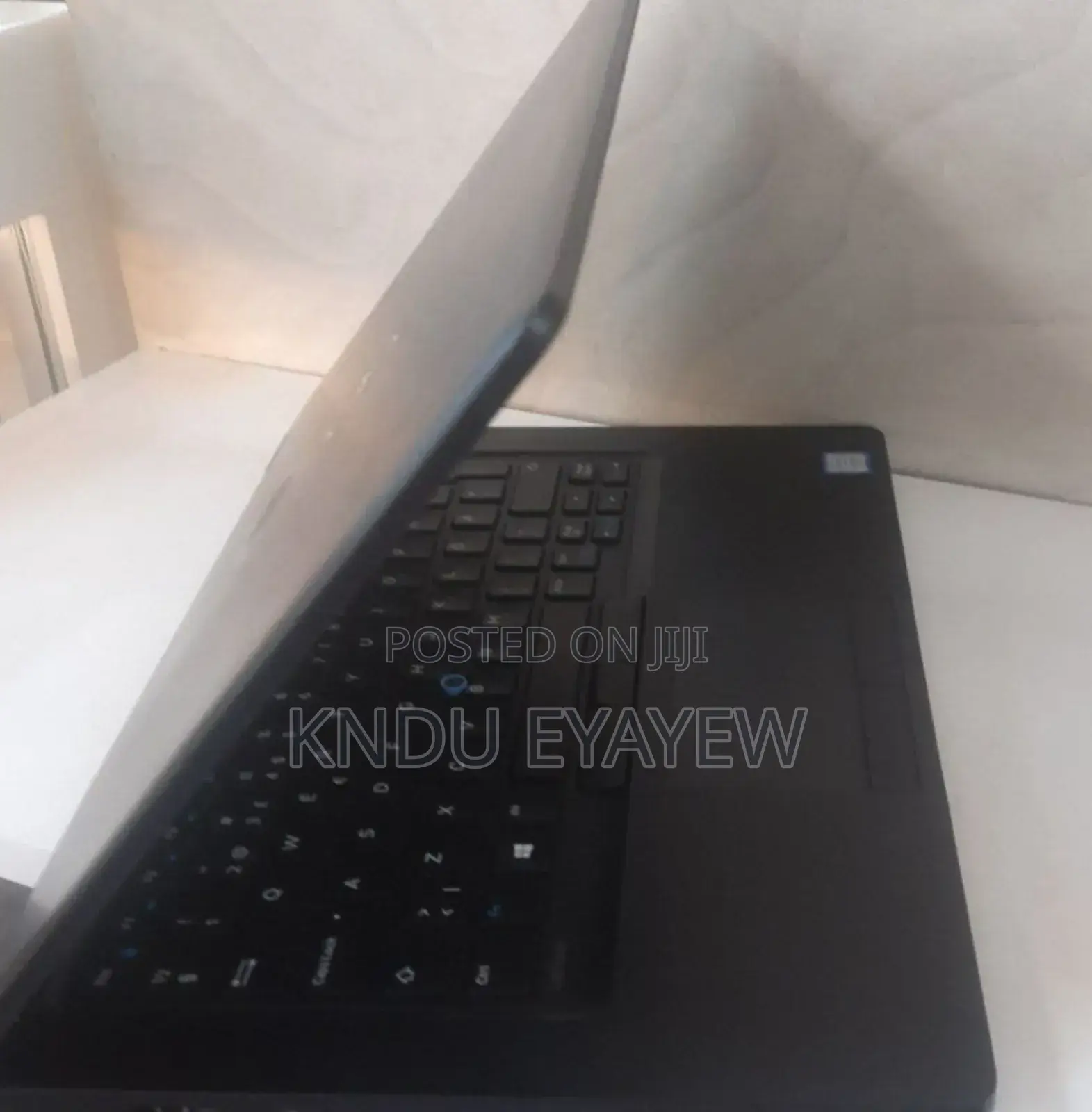 New Laptop Dell XPS 15 8GB Intel Core I5 SSD 128GB