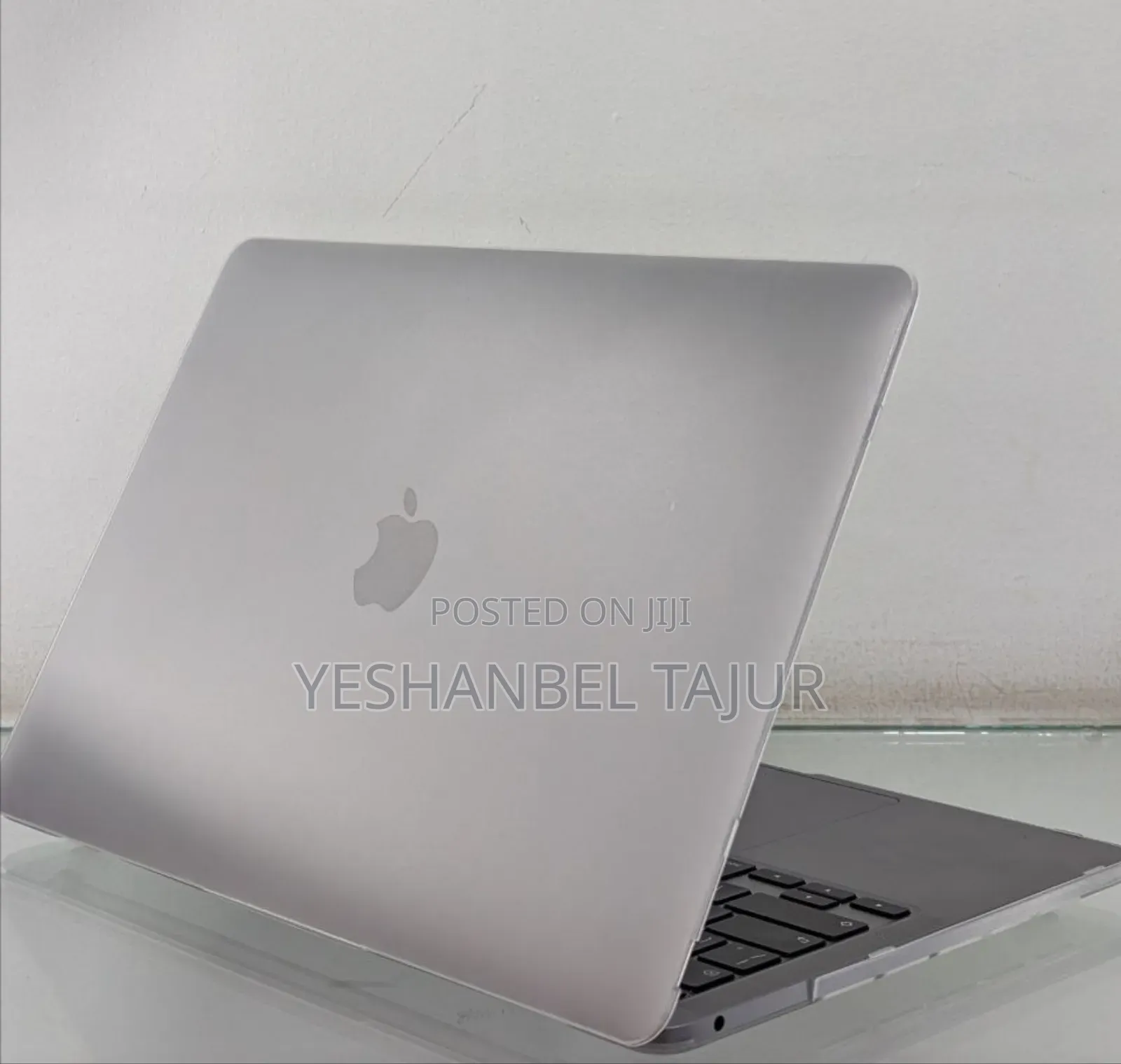 New Laptop Apple MacBook Pro M1 8GB Apple M1 SSD 256GB