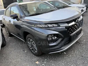 Photo - New Suzuki Fronx 2024 Gray
