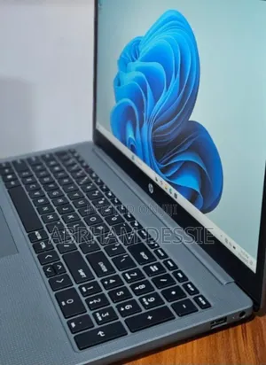 New Laptop HP 16GB Intel Core I5 SSD 512GB