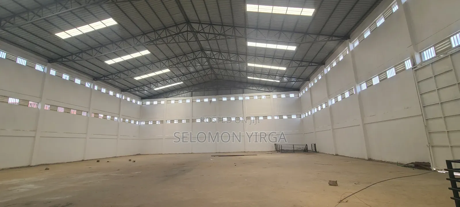 Warehouse for Rentየሚከራይ