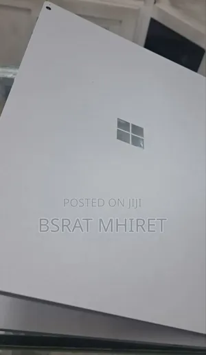 New Laptop Microsoft Surface Book 2 16GB Intel Core I7 SSD 256GB