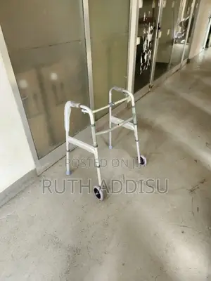 Photo - Medical Walker怖你walker袸我walker慺你walker袴你walker忱你walker New