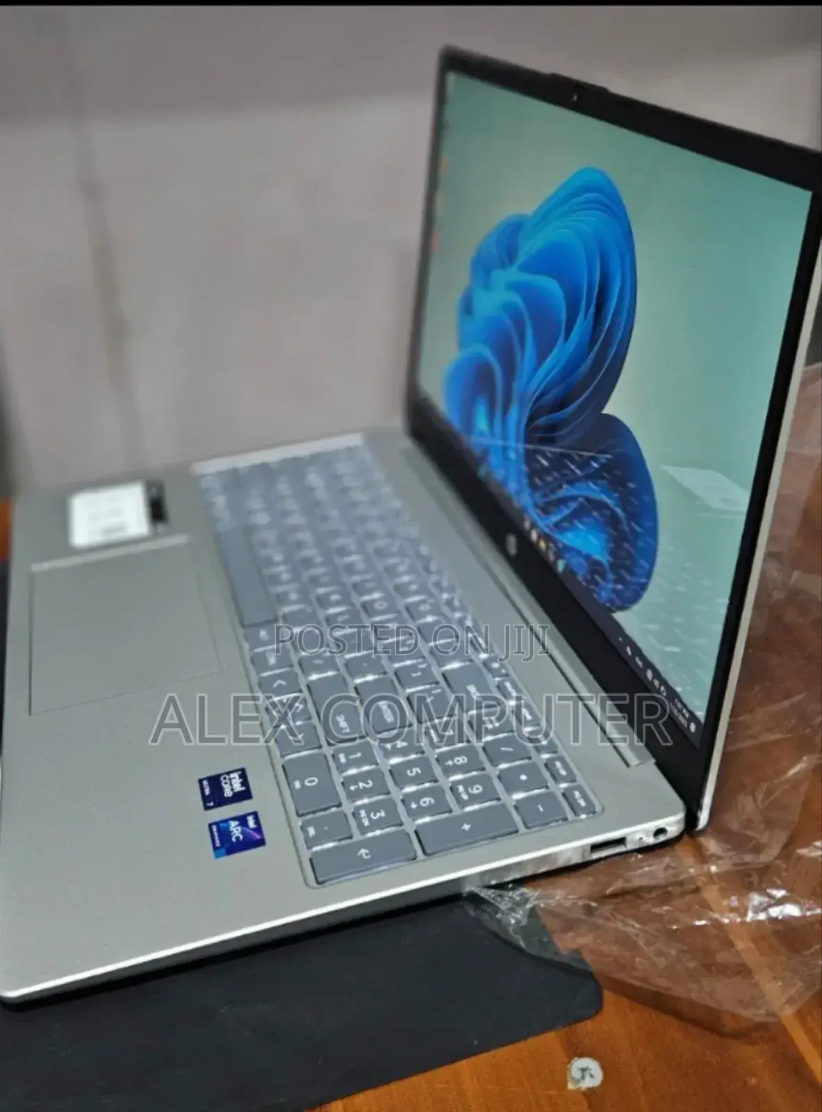 New Laptop HP Stream Notebook 16GB Intel Core Ultra 7 SSD 512GB