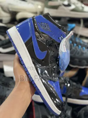 High Quality Mid High Sneakers