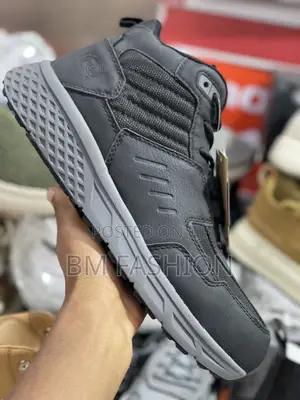 High Quality Mid High Sneakers