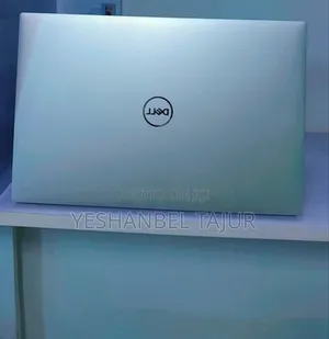 New Laptop Dell XPS 15 16GB Intel Core I7 SSD 512GB