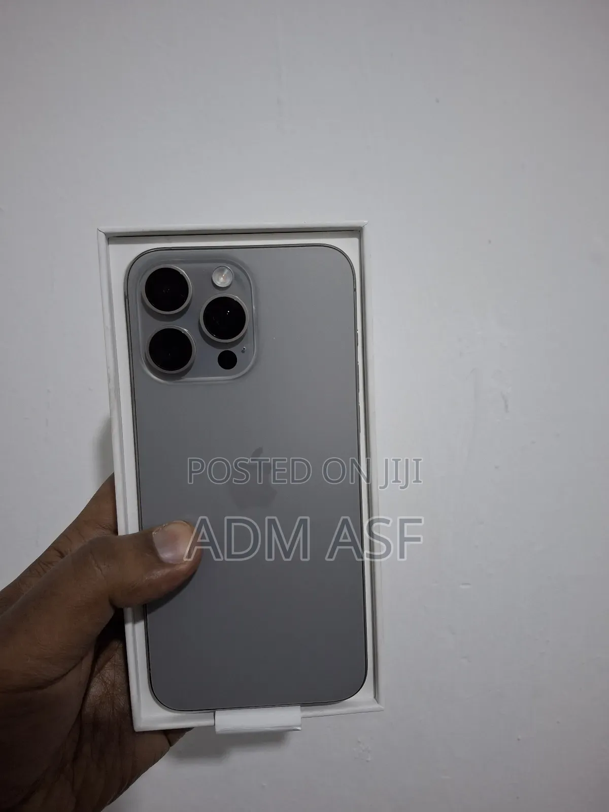 New Apple iPhone 15 Pro Max 256 GB Silver