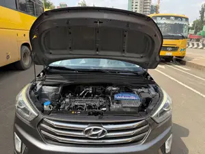 Photo - Hyundai Creta 2017 Gray