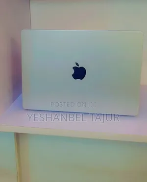 Photo - New Laptop Apple MacBook Pro 2021 M1 16GB Apple M1 SSD 512GB