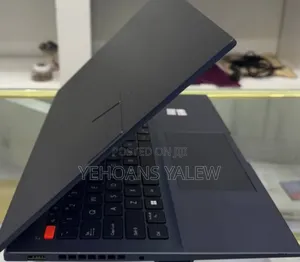 New Laptop Asus 16GB Intel Core I9 SSD 512GB