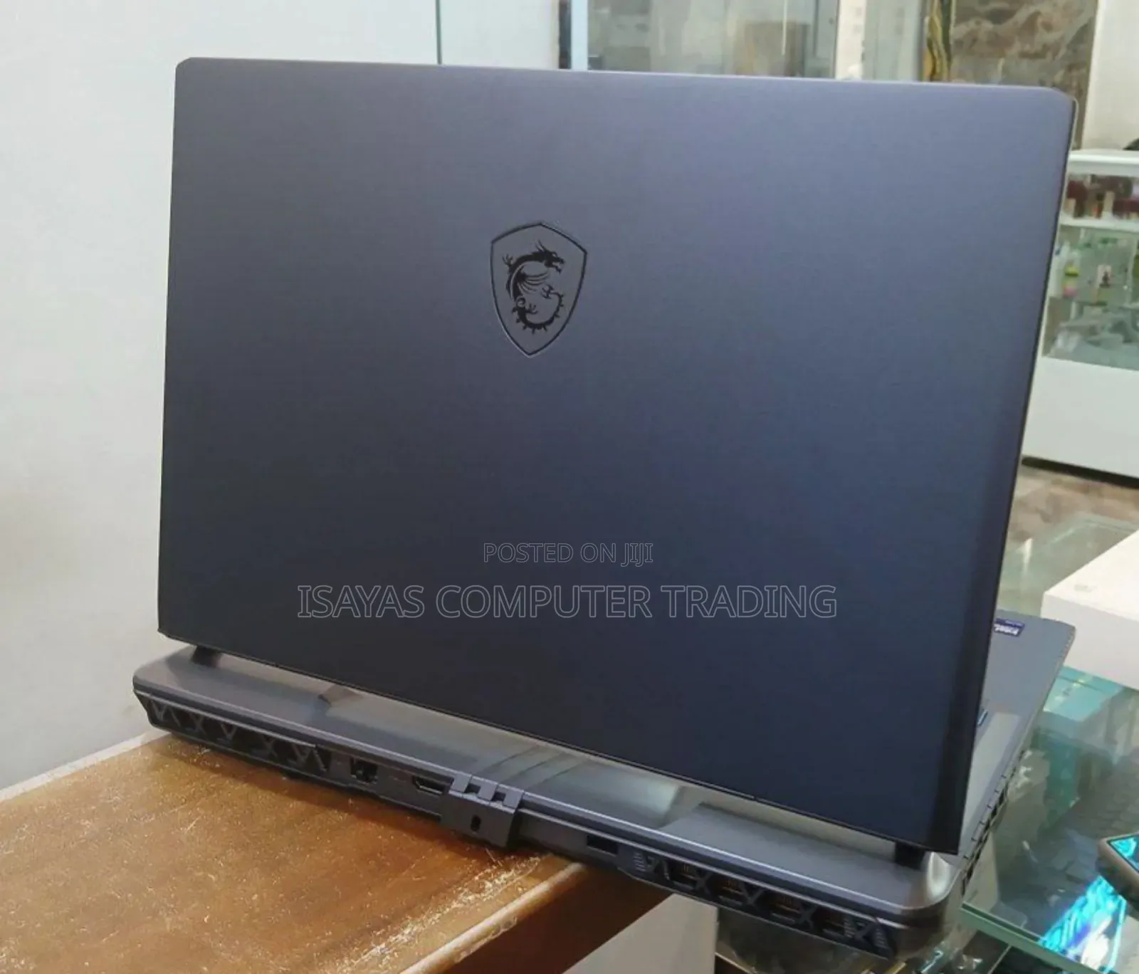 New Laptop MSI Vector 16 HX AI A2XWIG 16GB Intel Core Ultra 7 SSD 1T