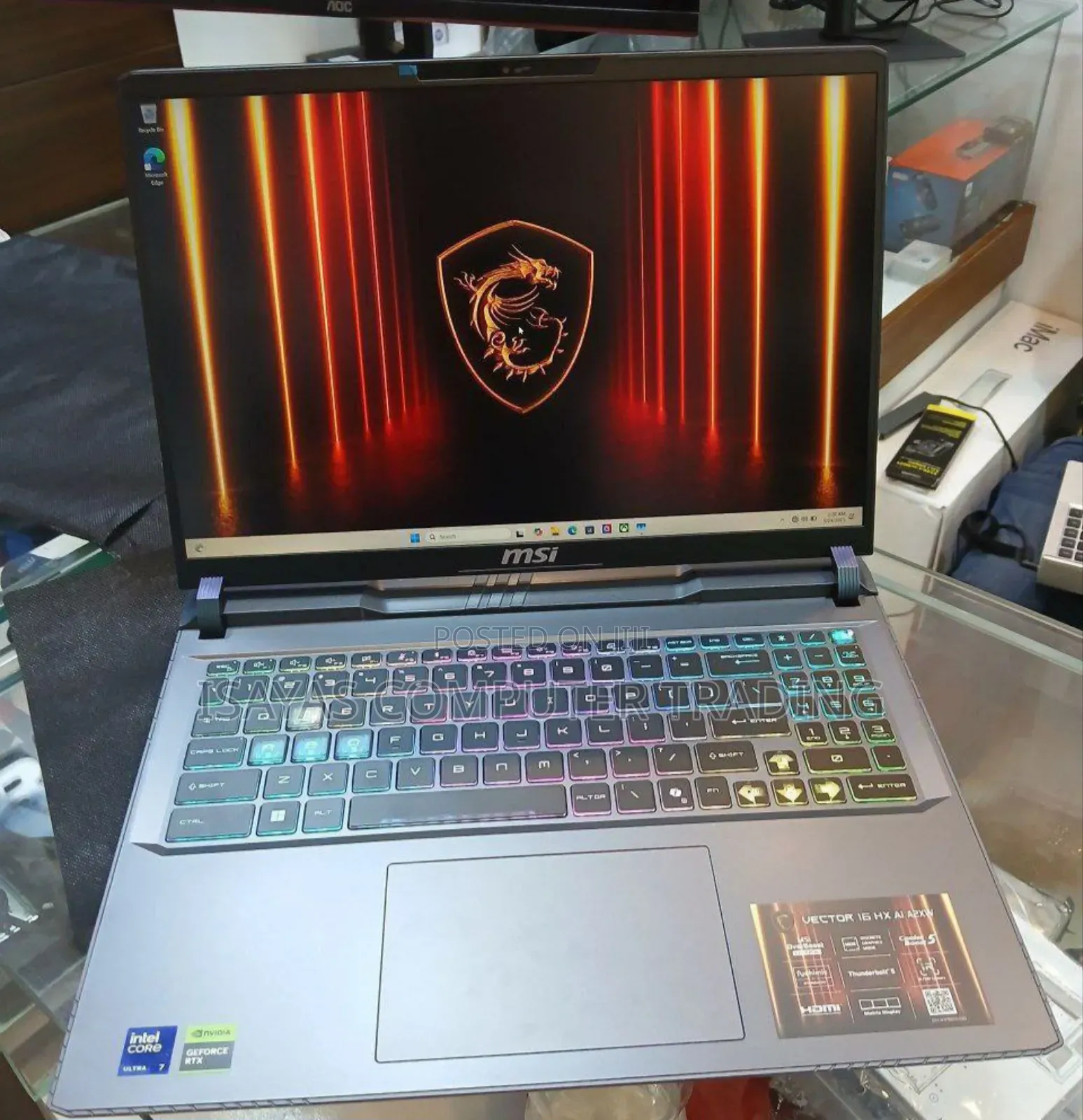 New Laptop MSI Vector 16 HX AI A2XWIG 16GB Intel Core Ultra 7 SSD 1T