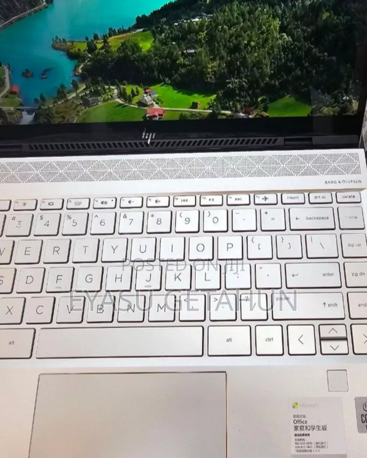 New Laptop HP Envy X360 8GB Intel Core I5 SSD 1T