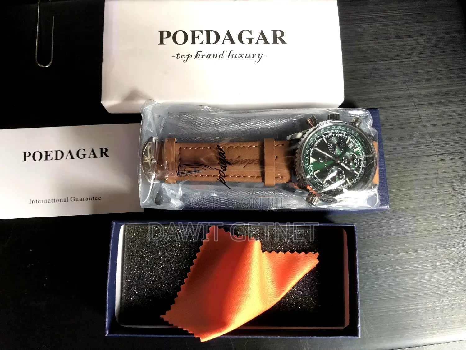 Poedegar Watch