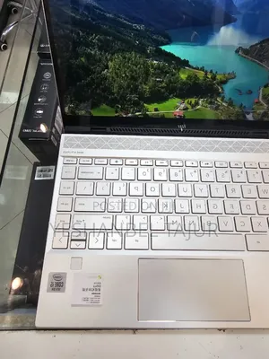 New Laptop HP Envy X2 8GB Intel Core I5 SSD 1T