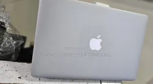 Photo - New Laptop Apple MacBook 2015 8GB Intel Core I5 SSD 256GB