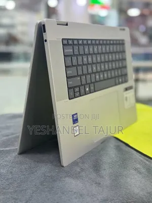 New Laptop HP Envy X2 16GB Intel Core Ultra 7 SSD 1T