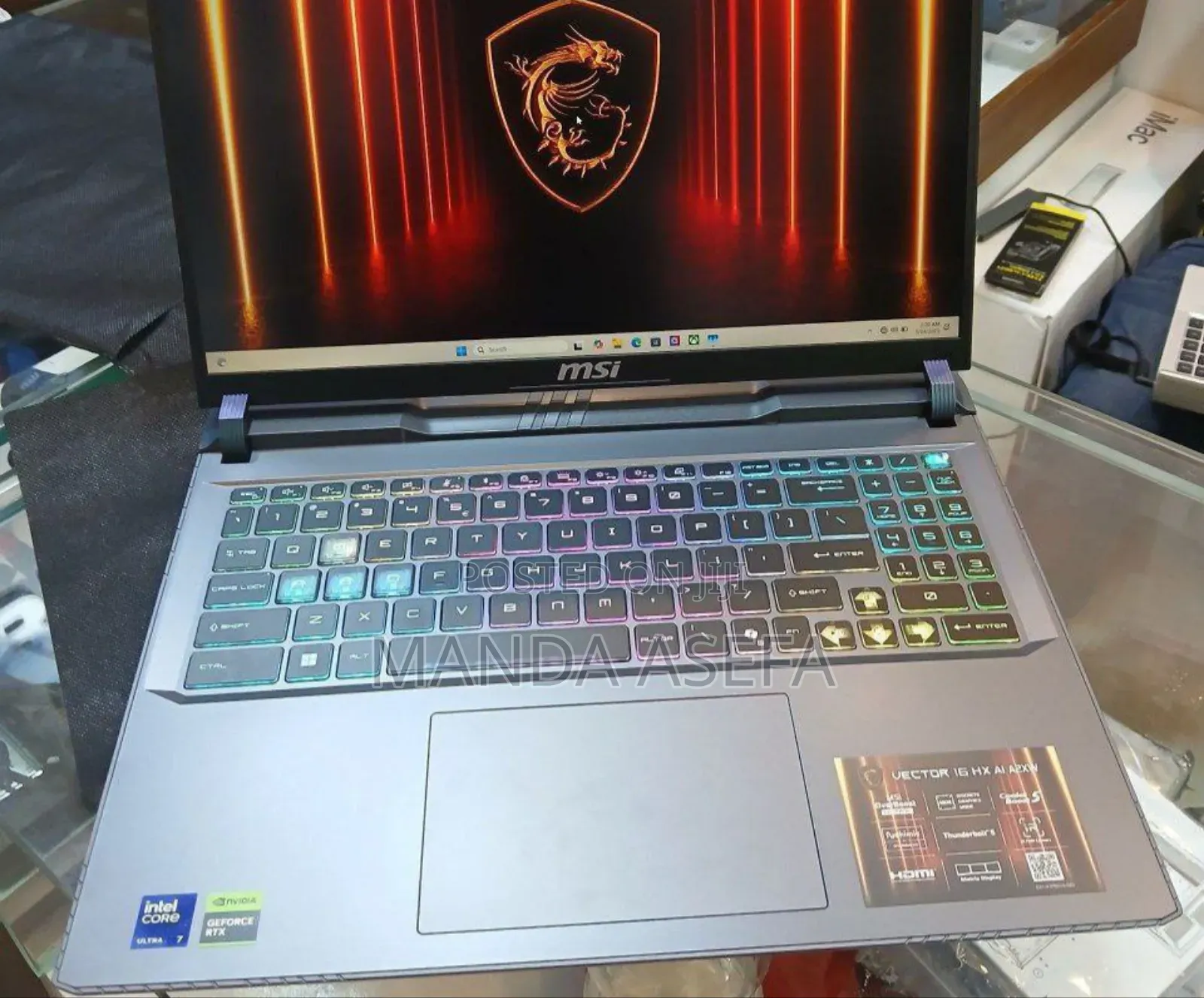 New Laptop MSI 16GB Intel Core Ultra 7 SSD 1T