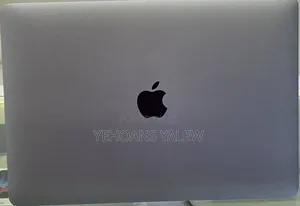 New Laptop Apple MacBook Pro 8GB Intel Core I5 SSD 512GB