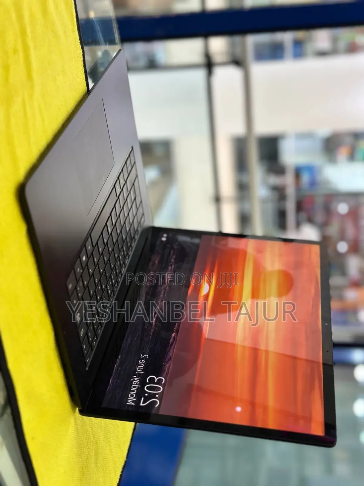 New Laptop Microsoft Surface Book 3 8GB Intel Core I5 SSD 512GB