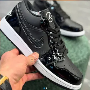 Nike Air Jordan Low