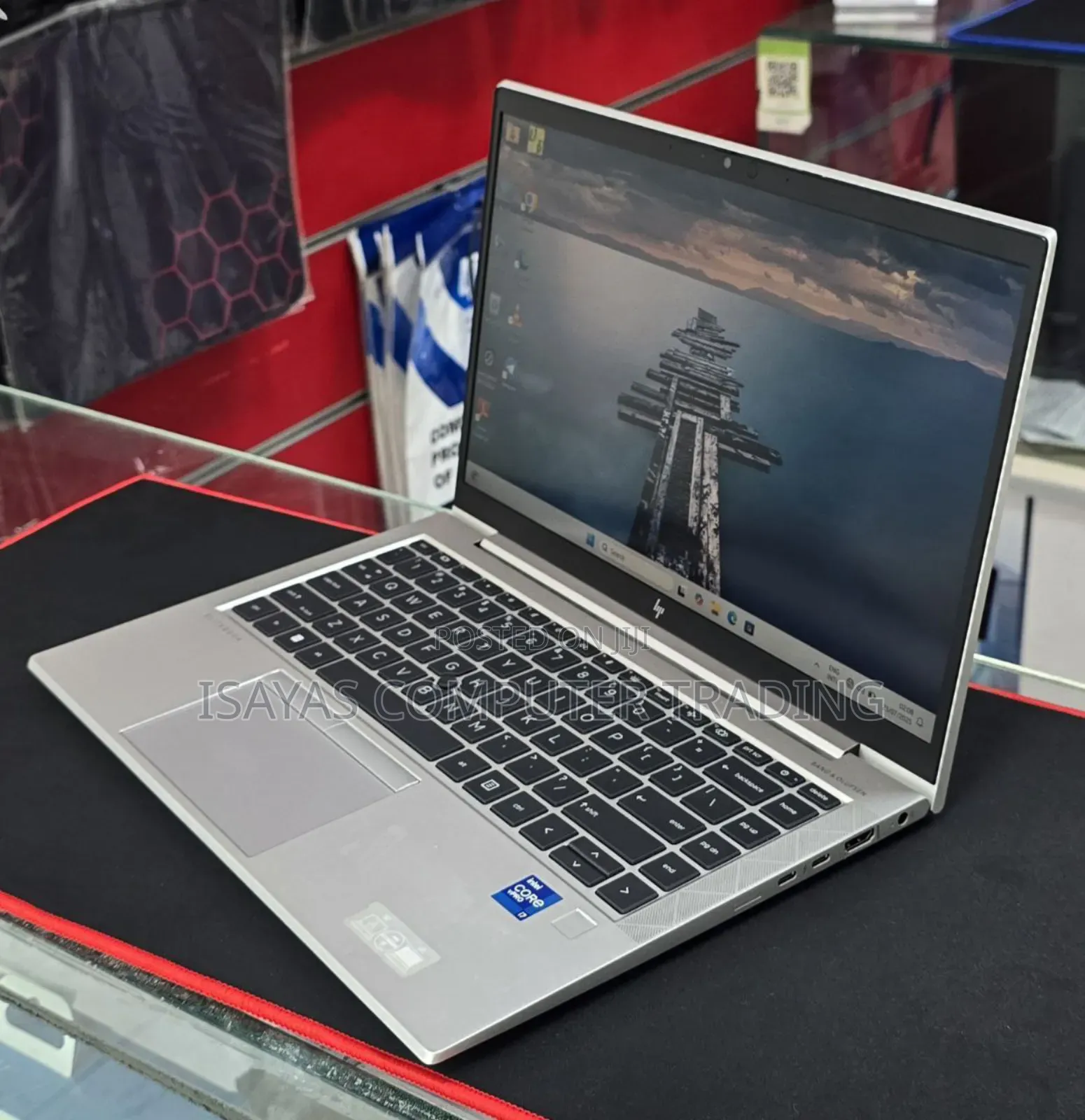 New Laptop HP EliteBook 840 G8 16GB Intel Core I7 SSD 512GB