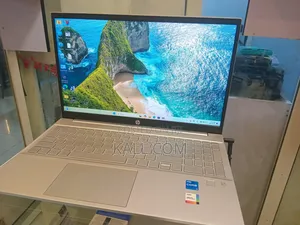 Photo - New Laptop HP Pavilion 15 16GB Intel Core I5 SSD 512GB