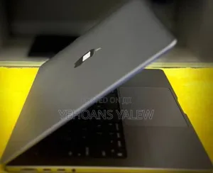 New Laptop Apple MacBook Pro 2023 M3 14-Inch 8GB Apple M3 Pro SSD 512GB