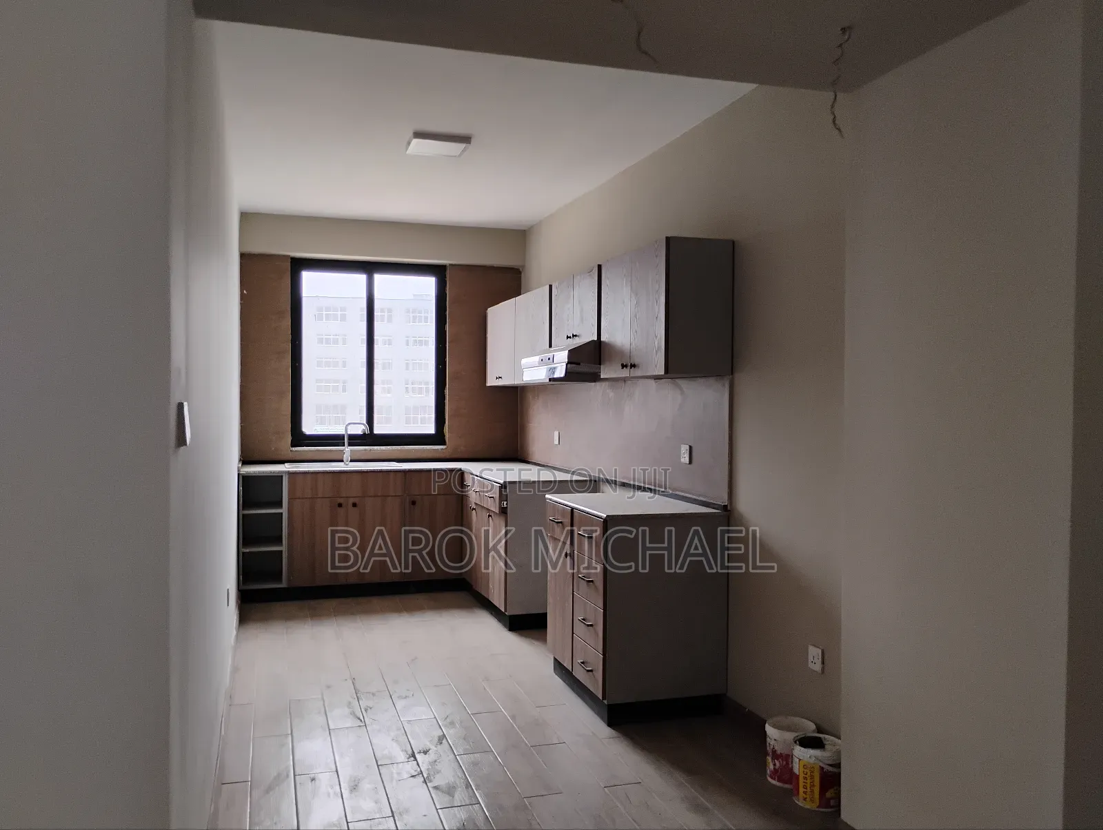 3bdrm Apartment in Jambo, Kirkos for sale