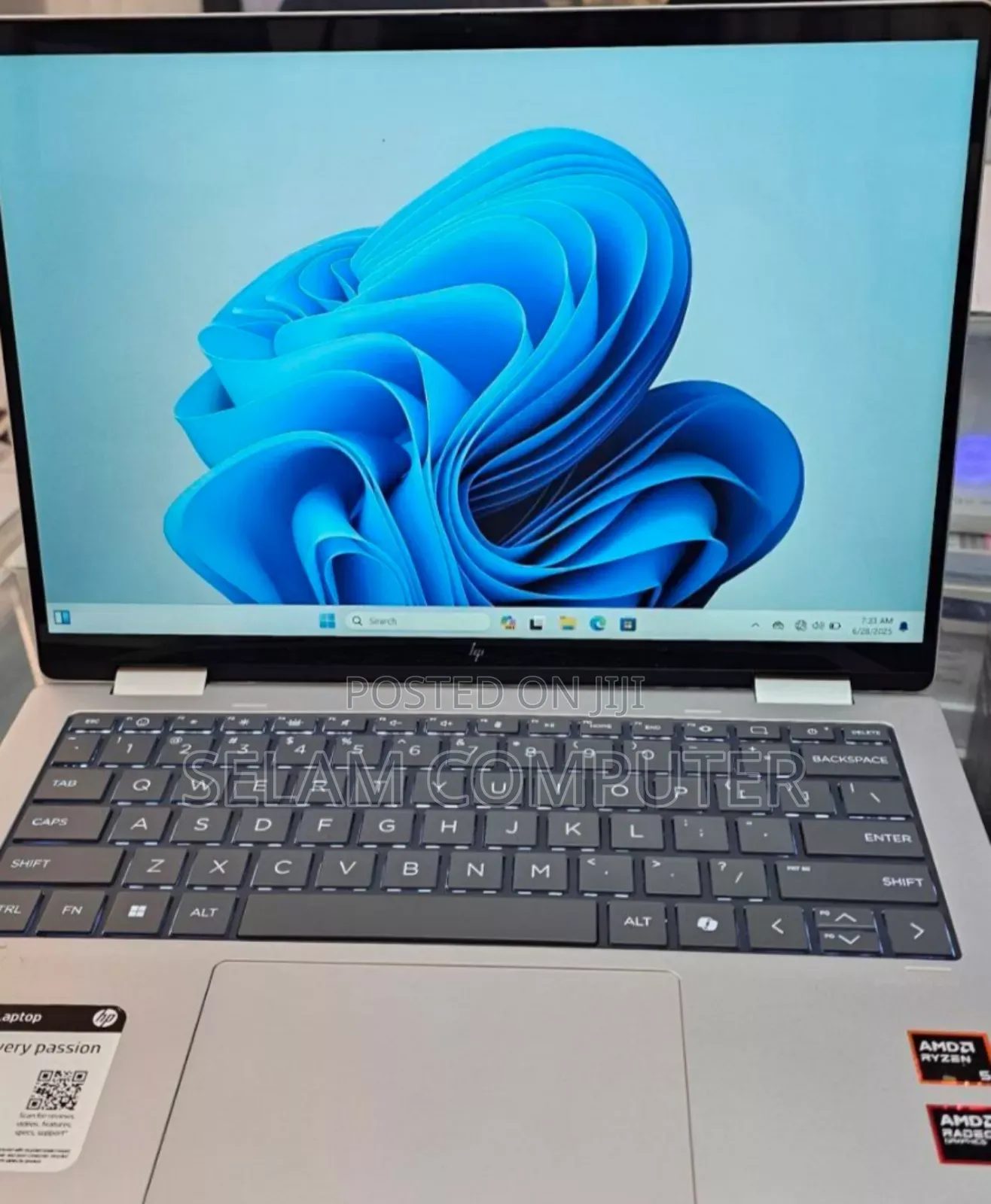 New Laptop HP Envy X360 16GB AMD Ryzen 5 SSD 512GB