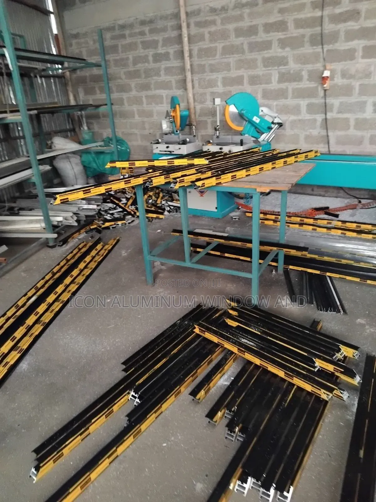 የ አልሙኒየም እና መስታወት ስራዎች / Aluminum and Glass Work