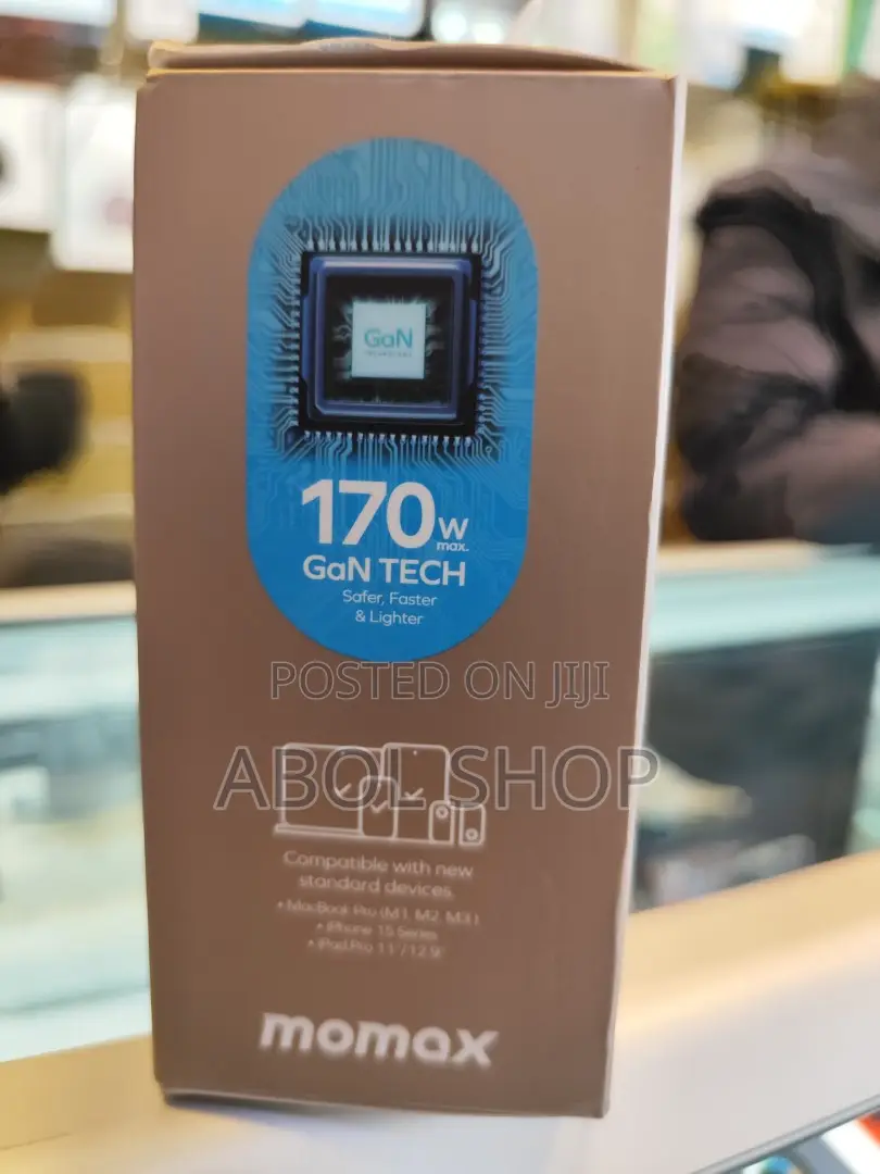 Momax 4-Port Gan Travel Charger 170w + Usb-C Cable