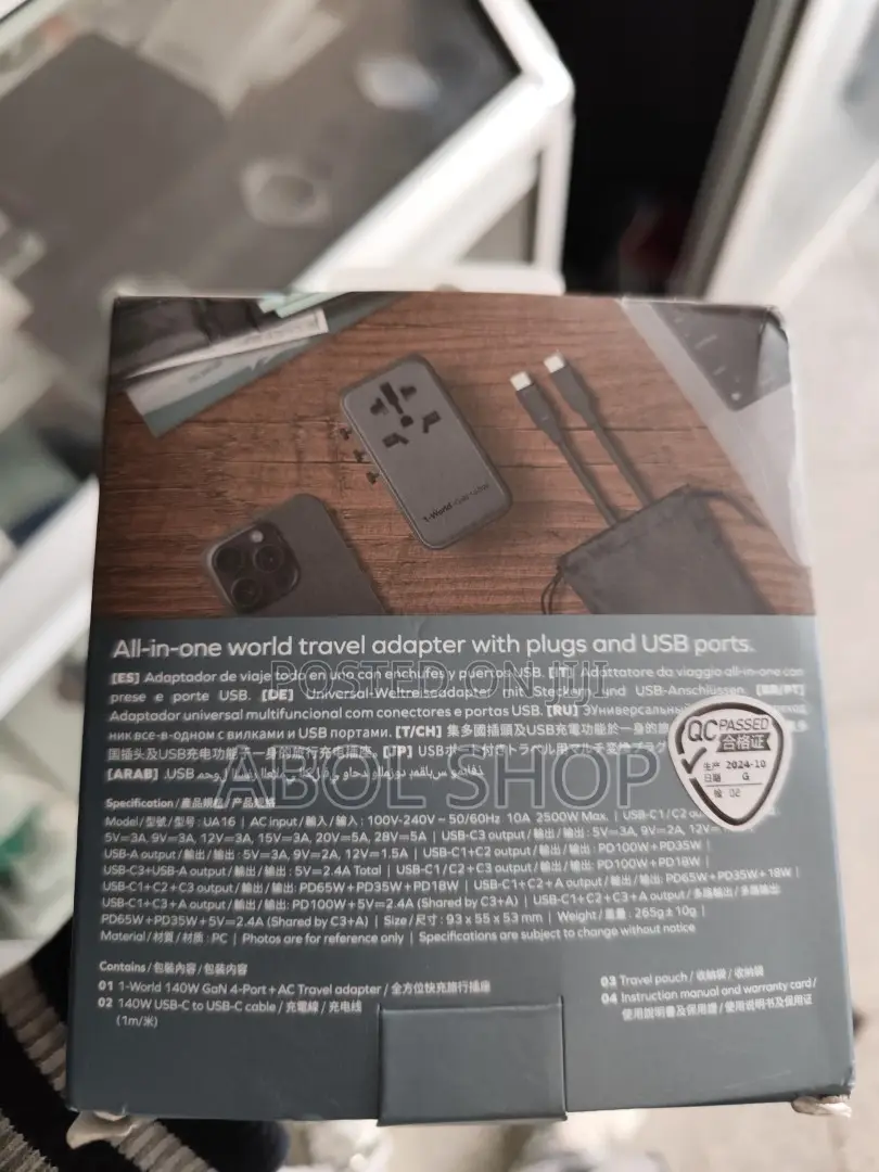 Momax Universal 4-Port Travel Gan Charger 140w + Usb-C Cable